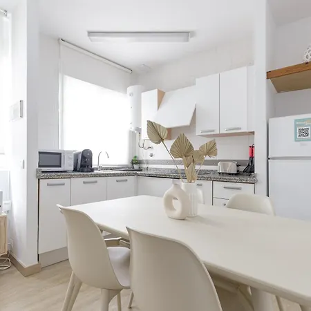 Caterina Pedregalejo Apartment Malaga Exterior photo