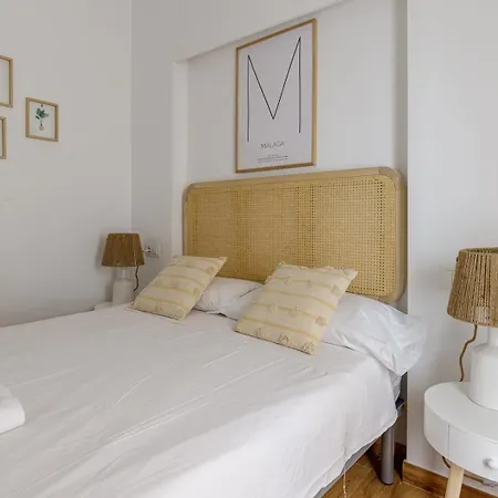 Caterina Pedregalejo Apartment Malaga Exterior photo